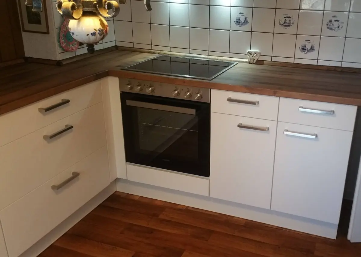 add-on kitchen 'MH Koje 5' flower white satin finish, countertop: historic oak - furnace side